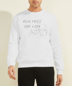 Sweatshirt White Blow Kiss Fire a Gun