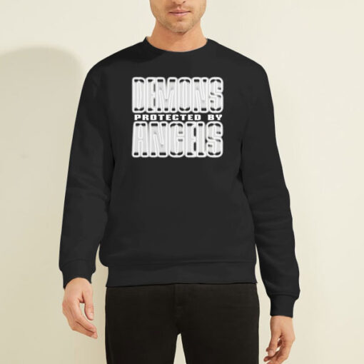 Sweatshirt Black Vintage Demons Protected by Angels