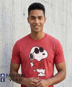Vintage Peanuts Joe Cool Sunglasses Graphic T-Shirt 7 Vintage Peanuts Joe Cool Sunglasses Graphic T-Shirt - Image 4