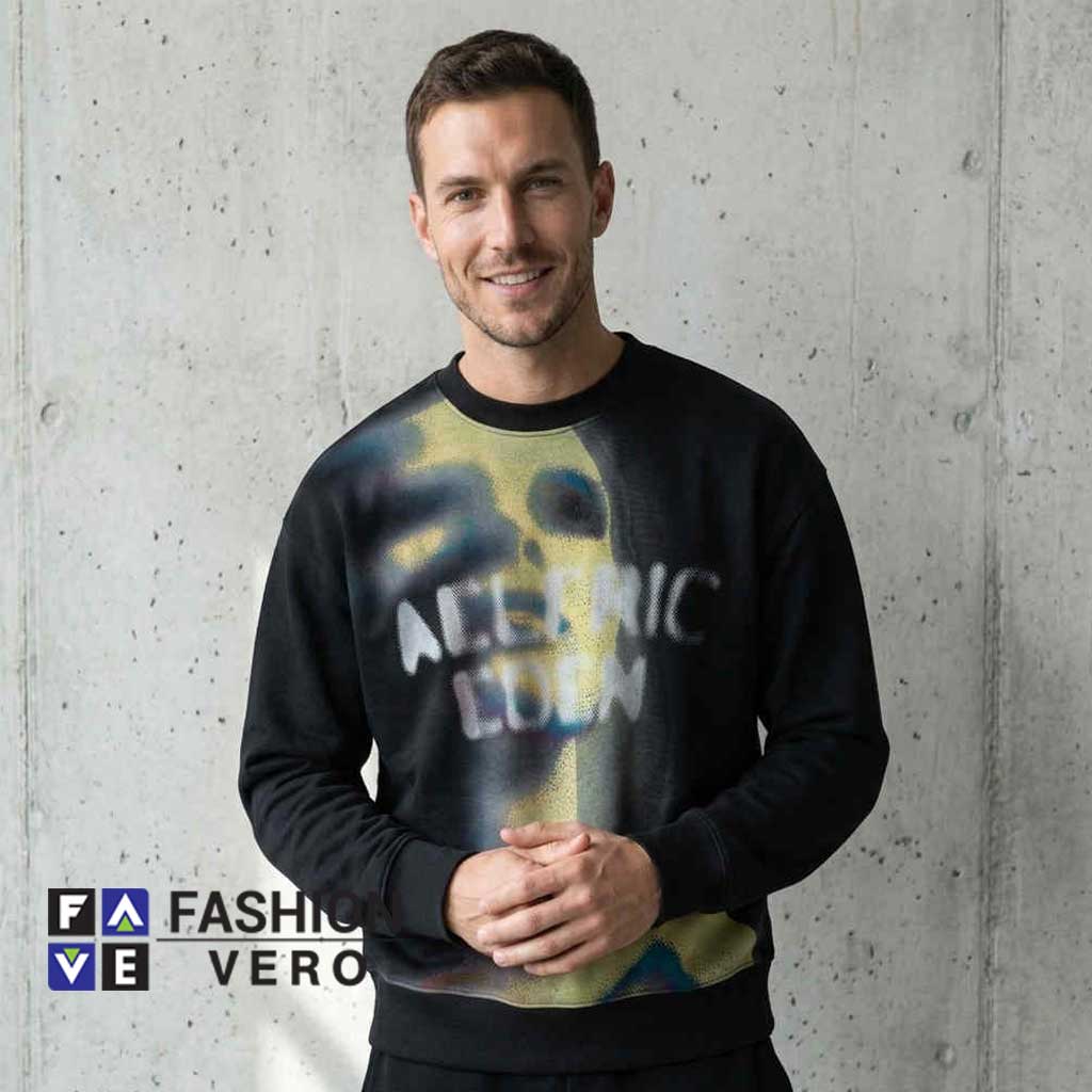 Aelfric Eden Streetwear Blurred Face Sweatshirt 3 Aelfric Eden Streetwear Blurred Face Sweatshirt - Image 3